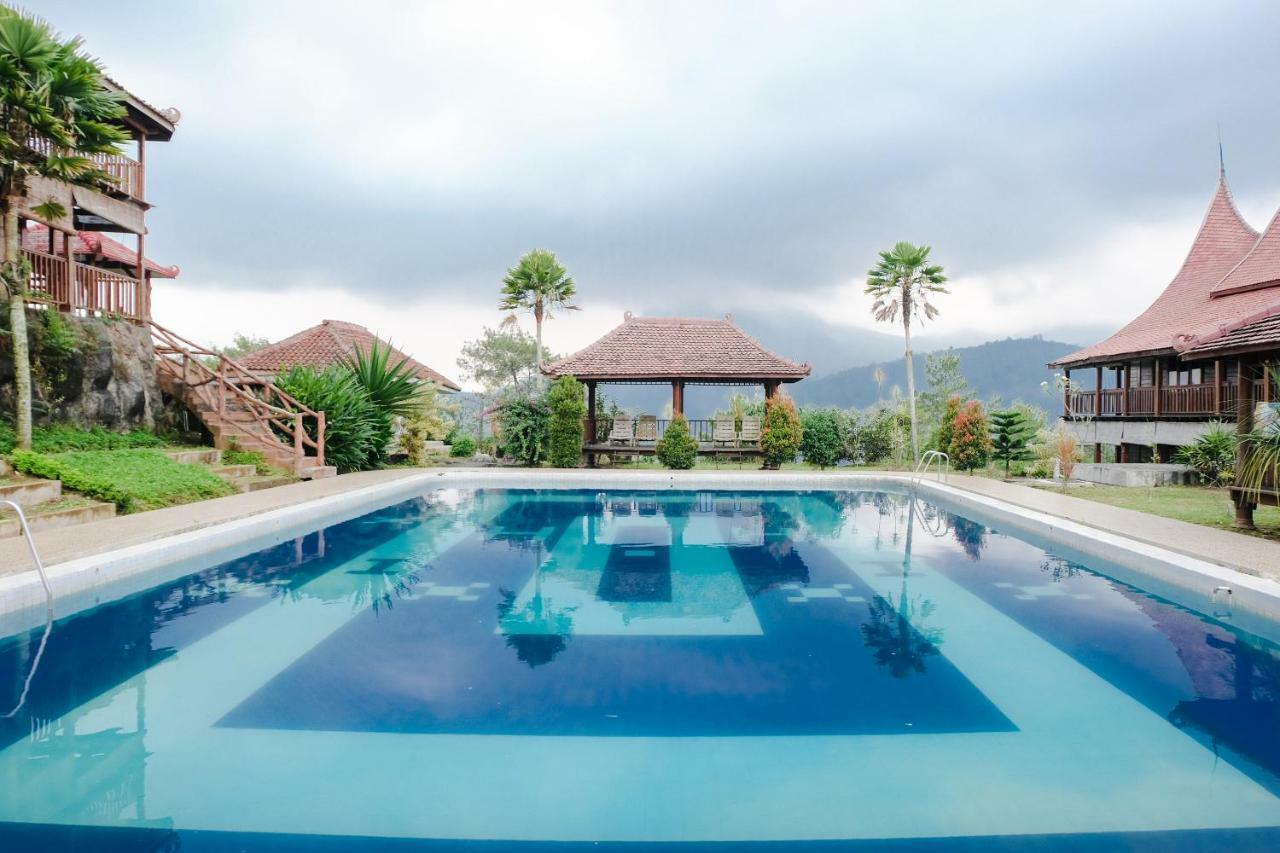 Capital O 892 Grand Pujon View Hotel And Resort Batu  Zewnętrze zdjęcie