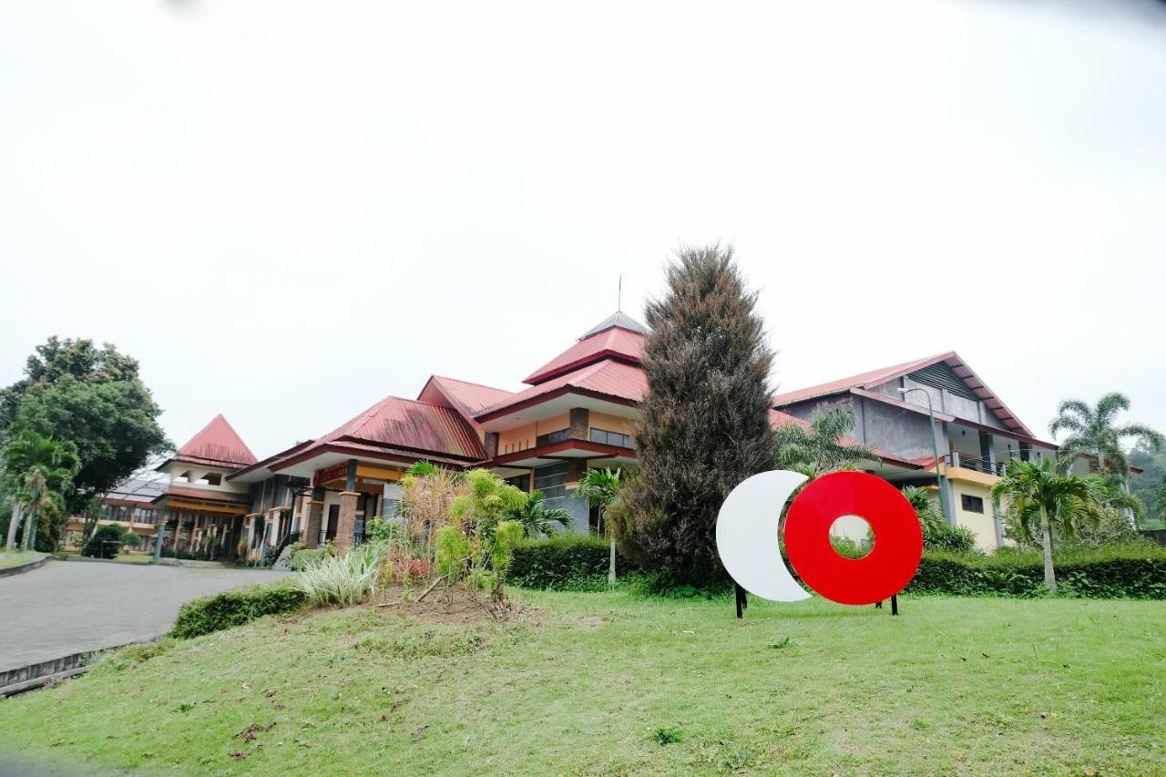 Capital O 892 Grand Pujon View Hotel And Resort Batu  Zewnętrze zdjęcie