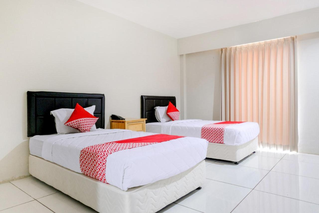 Capital O 892 Grand Pujon View Hotel And Resort Batu  Zewnętrze zdjęcie